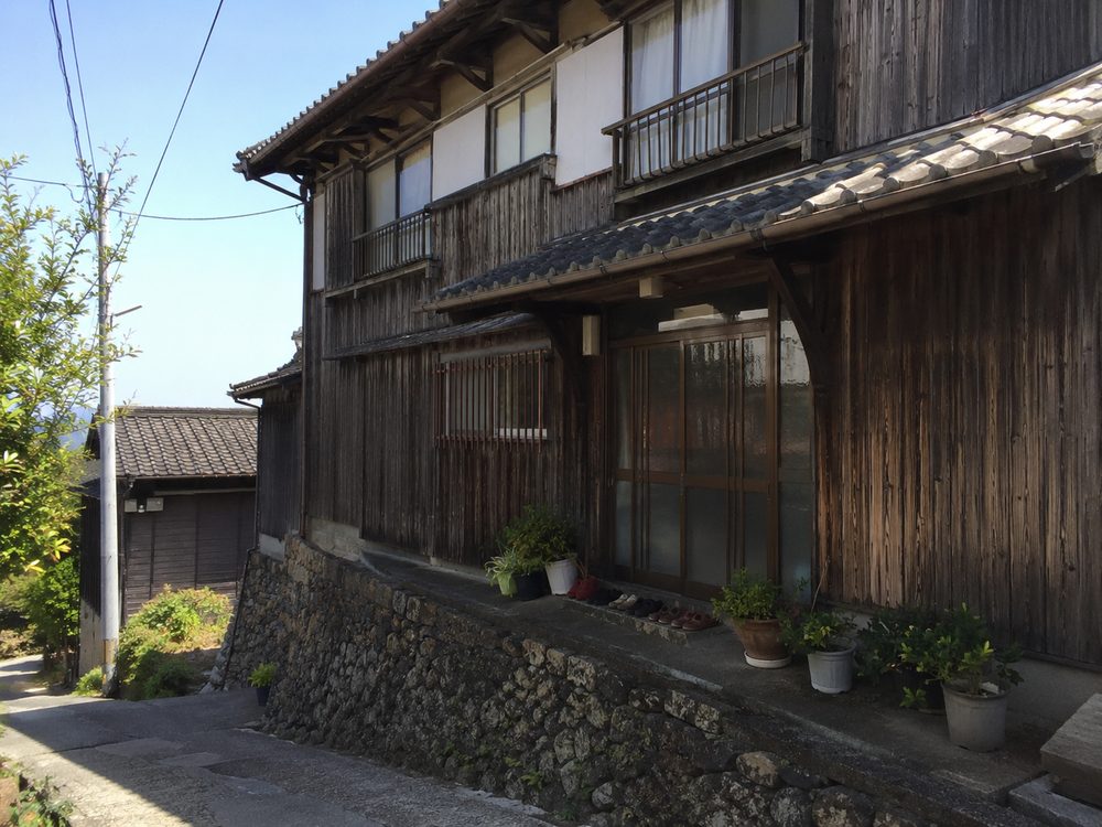 民宿奈木屋の外観